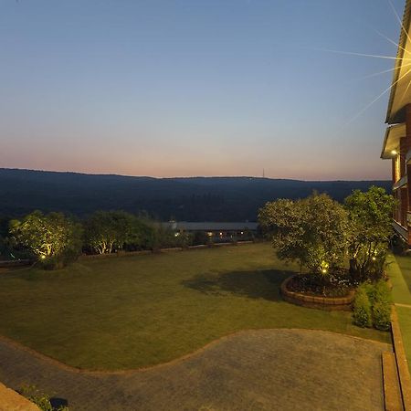 Bella Vista Resort Махабалешвар Экстерьер фото